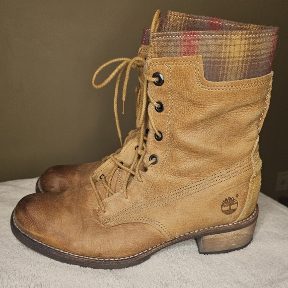 Timberland Tan Ankle Boots with Red Plaid Accent - Picture 6 of 9